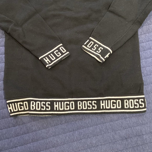 Boys Hugo Boss sweater - Picture 2 of 5